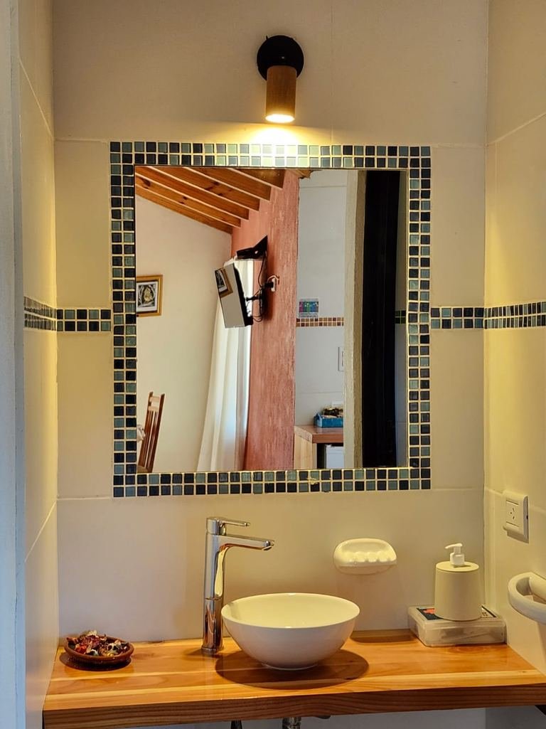 Baño con vanitory de diseño
